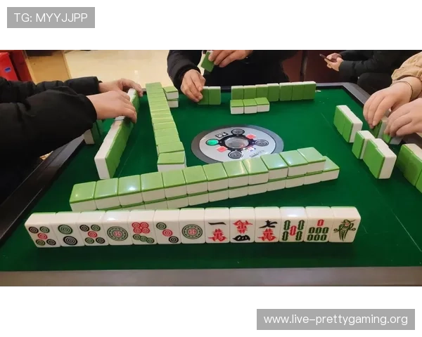 下载真人麻将血战到底让你在手机端轻松开启血战到底的刺激对决，感受真实的麻将竞技快感